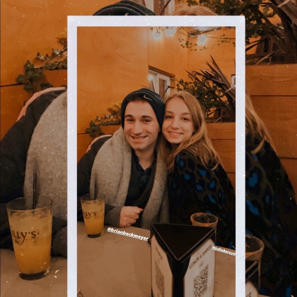 MEET THE POSHER - Picture 3 of 4